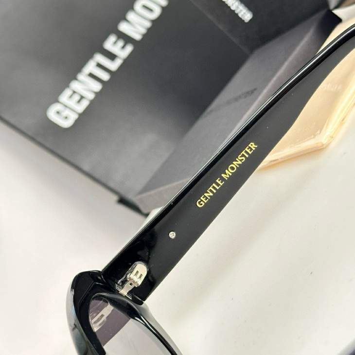 Picture of Gentle Monster Sunglasses _SKUfw58597046fw